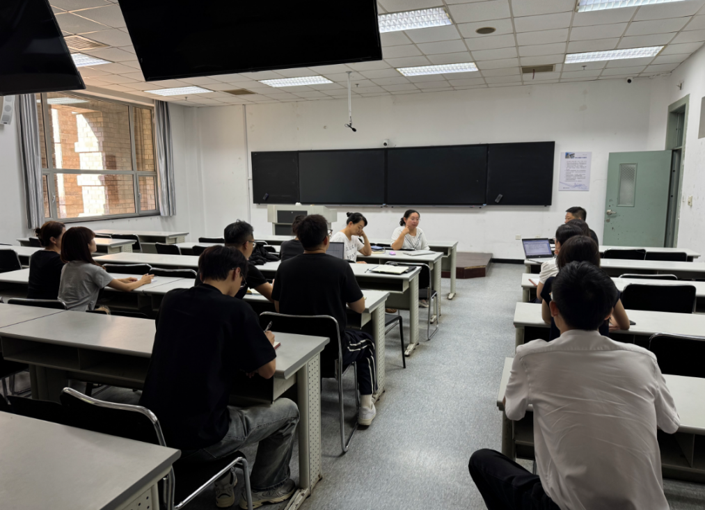 马克思主义学院召开“星火创新实验班”工作推进会